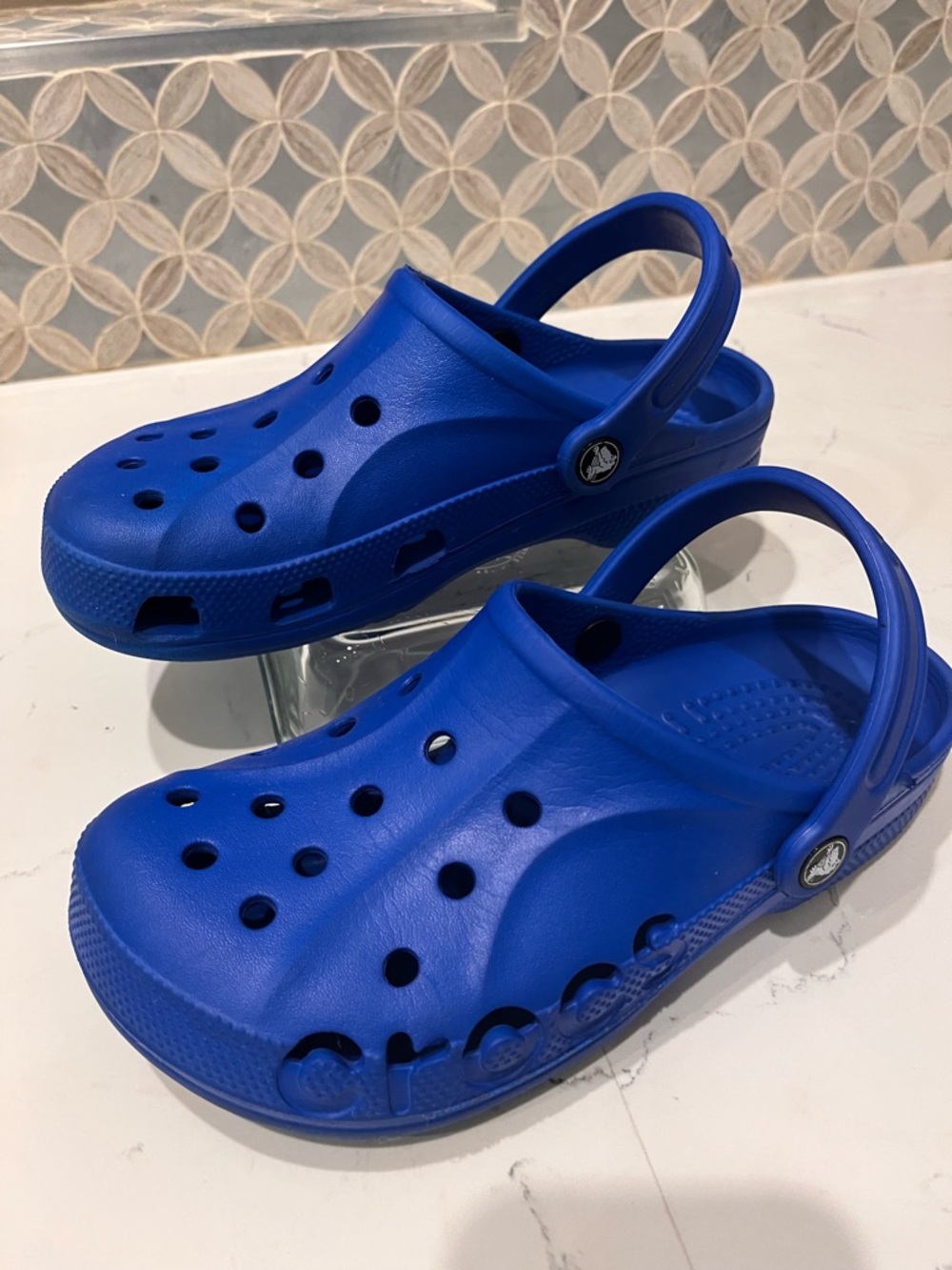 Crocs Baya Classic Clogs in Bright Blue Women's Size 8 - Picture 2 of 11